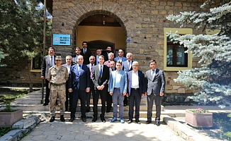 Doğubayazıt Halk Eğitim Merkezinde Bayramlaşma Programı