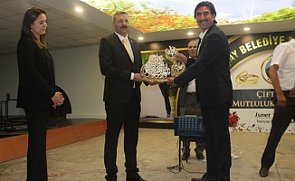 Kaymakam Özderin'e Veda Yemeği