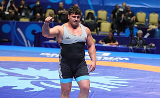 Rıza Kayaalp Yeniden Dünya Şampiyonu