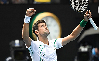 Dünyaca Ünlü Tenisçi Koronavirüse Yakalandı