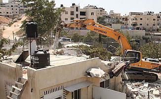 İsrail Kudüs’te bina yıkımlarına devam ediyor