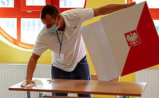 Polonya Cumhurbaşkanlığı Seçimine Gitti!