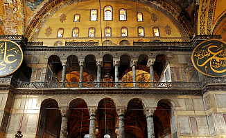 Rusya'dan Ayasofya çağrısı: "Müze olarak kalmalı"