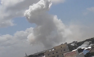 Somali'de askeri üsse bombalı araç saldırısı