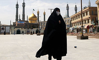 Tahran'da Maske Takmak Artık Zorunlu