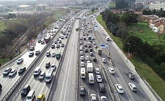 Kısıtlama öncesi trafik yoğunluğu yüzde 70'i aştı