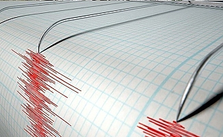 İran'da 5,9 Büyüklüğünde Deprem!