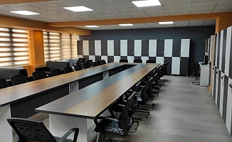 İl Milli Eğitim Müdürü Tekin yeni öğretmenler odasını yaptırdı