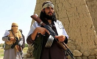 Taliban Mezar-ı Şerife yürüyor