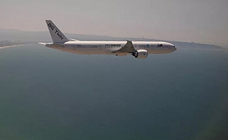 Boeing 737 Kargo Uçağı Denize Düştü