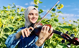Ağrı'lı genç kız, hayallerini gerçekleştirdi