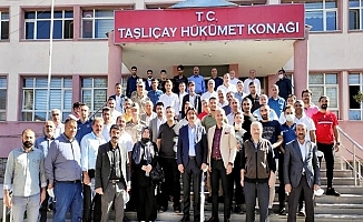 Taşlıçay'da Kaymakam Murtaza Ersöz, konvoyla uğurlandı