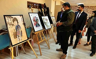 Ağrı Diyadin'de resim sergisi açıldı