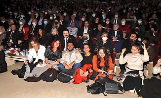 Ağrı'da 24 Kasım Öğretmenler Günü Konserle Kutlandı