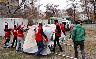 Ağrı Kızılay Şubesi, çadır kurma eğitimi verdi