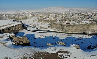 Diyadin'de Murat Kanyonu, kar manzarasıyla bir başka güzel