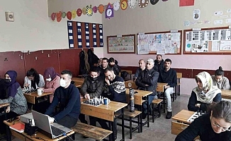 Ağrı'da öğretmenlere yönelik satranç eğitimi kursu açıldı