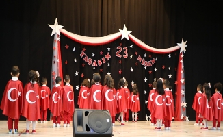 Ağrı'da 23 Nisan Programı Düzenlendi