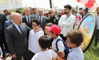 Ağrı'da Hayat Boyu Öğrenme Şenliği yapıldı