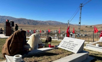 PKK'lı teröristlerin şehit ettiği 33 kişi anıldı
