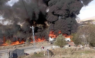 Tutak'ta tanker ile yolcu otobüsü çarpıştı!