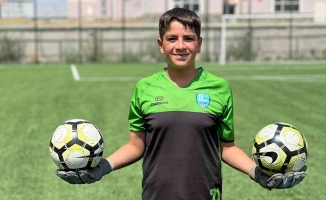 Ağrı U-14 futbol ligine Kaleci Kartal damga vurdu