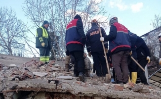 AKUB arama kurtarma çalışmalarına destek veriyor