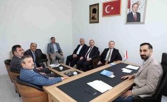 Hasan Kökrek'ten AK Parti Ağrı İl Başkanlığına ziyaret