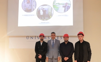 AİÇÜ’de Kırmızı Baret Takma Etkinliği Düzenlendi