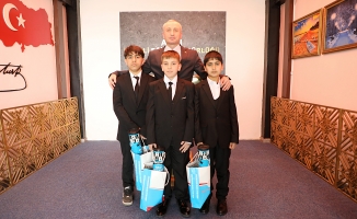 Ağrı’da başarılı imam hatipli öğrenciler ödüllendirildi