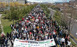AİÇÜ’de Filistin’e destek yürüyüşü