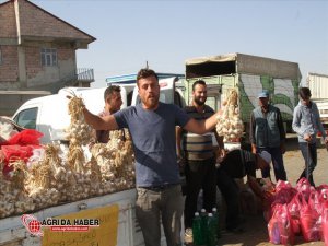 Kurban Pazarlarındaki Hareketlilik Tezgah Açanlara Yaradı