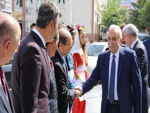 Fakıbaba, Bir Pastanede Fenalaşan Kadına İlk Müdahaleyi Yaptı