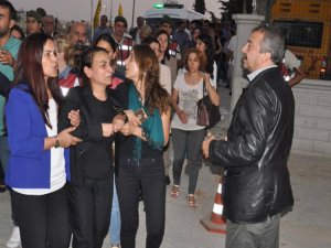 Aysel Tuğluk'un Annesi Hatun Tuğluk'un Cenazesine Saldırı