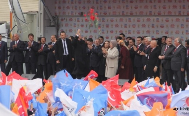 Başbakan Recep Tayyip Erdoğan Ağrıda