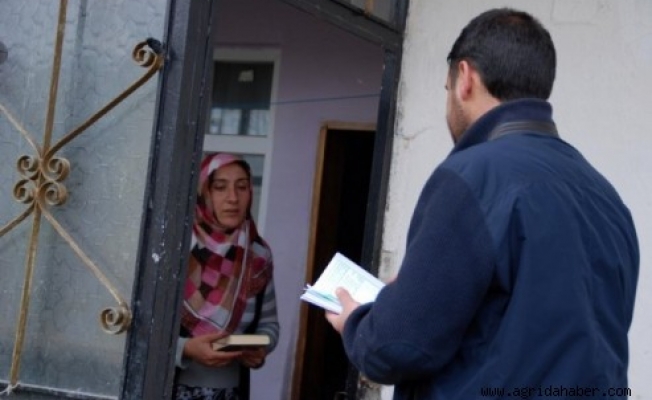 Peygamber Sevdalılarından Her Eve Bir Kuran