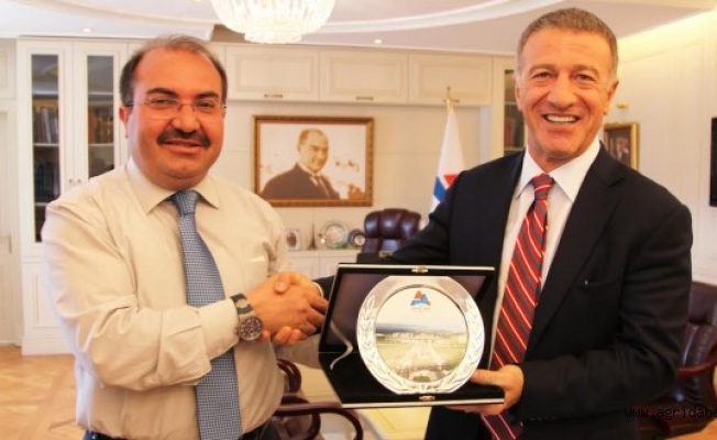 TÜRKİYE GOLF FEDERASYONUNDAN AĞRI İBRAHİM ÇEÇEN  ÜNİVERSİTESİNE ZİYARET