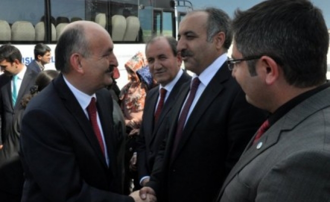 Sağlık Bakanı Müezzinoğlu Ağrıda