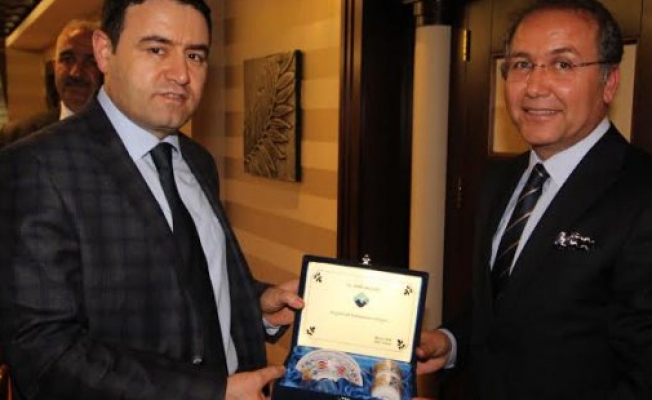 Spor Camiasından Vali Işına ziyaret