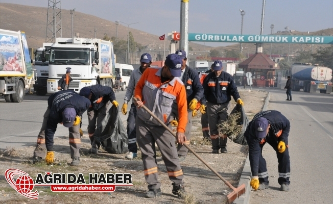 Gürbulak Sınır Kapısında Yoğun Temizlik Çalışmaları