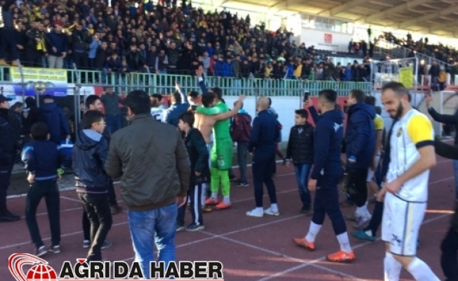 Ağrı 1970 Spor Devreyi Namağlup Kapattı