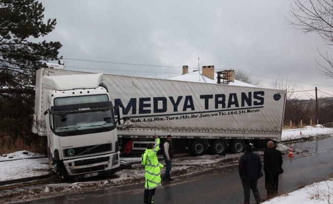 Ahlatta trafik kazası