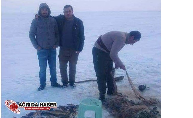 Buzla Kaplı Türkiyenin En Yüksek Gölünde Balık Avı