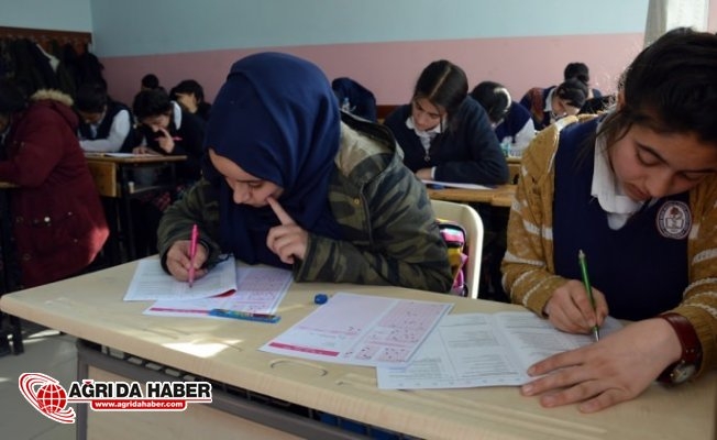 Doğubayazıt#039;ta Öğrenciler için Deneme Sınavı Yapıldı