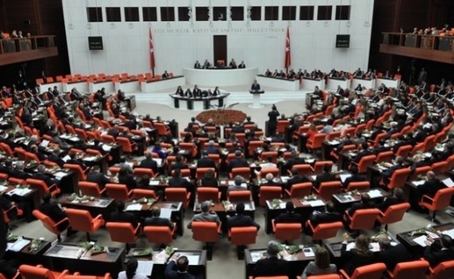 9 maddesi daha Anayasa Komisyonunca kabul edildi