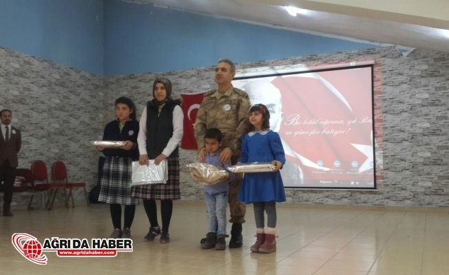 Hamur#039;da 12 Mart İstiklal Marşının Kabulü Programı