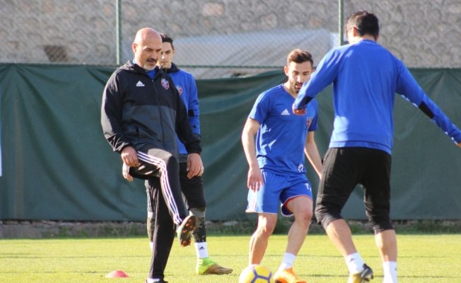 Karabüksporda Osmanlıspor mesaisi başladı