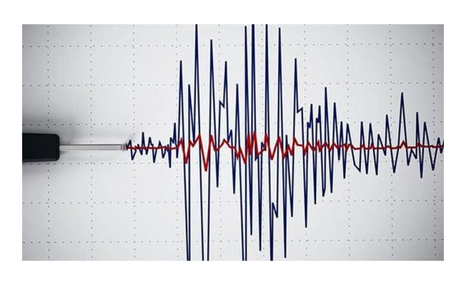 Antalya#039;da 2 Şiddetinde Deprem