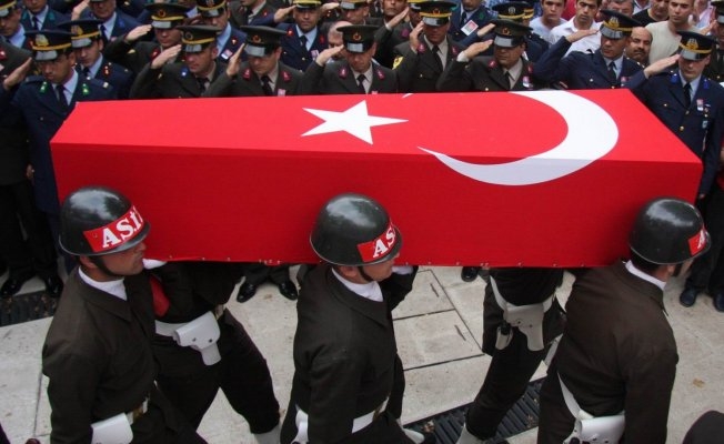 İki Farklı İlde Terör Saldırısı 3 Asker Şehid 5 Asker Yaralı