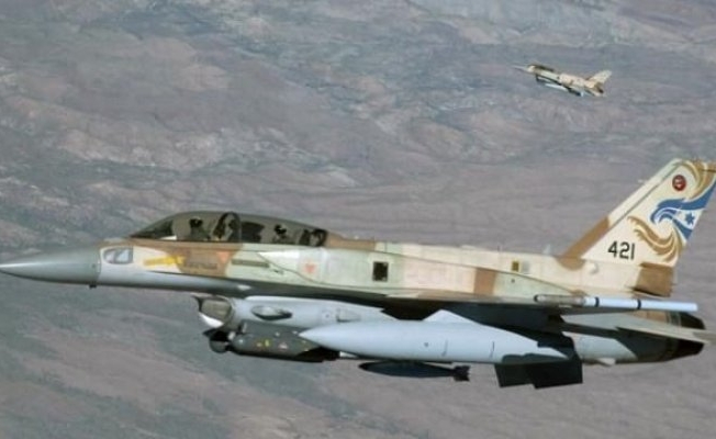 İsrail#039;den Filistinlilere 3 Defa Ard Arda Bombalandı